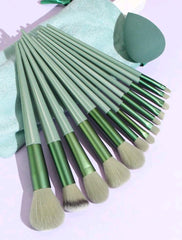 SHEIN 13 PCS BRUSH & 1PC MAKEUP SPONGE