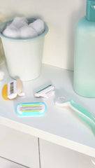 Gillette Venus ماكينة حلاقة Smooth Sensitive 3 شفرات Plus 2 قطعه Anwar Store