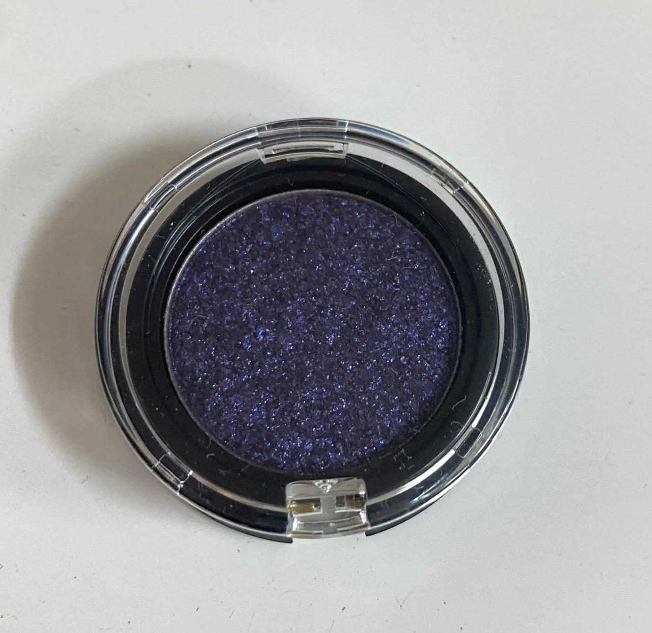 NYX UTOPIA PURPLE SHIMMER eye shadow Anwar Store