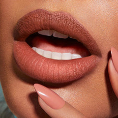 KIKO 02 LIP COLOUR 5ML UNIVERSAL HAZELNUT - Anwar Store