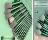 SHEIN SET BRUSH GREEN