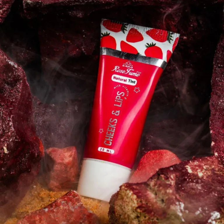 Rose Fume Strawberry Natural Tint 5ml - تينت للشفاه والخدود Rose Fume 5 مل