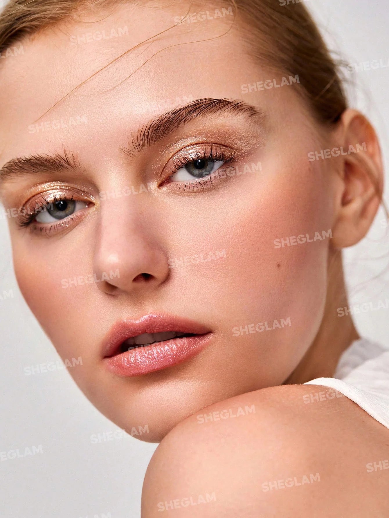 SHEGLAM STARRY WISH LIQUID EYESHADOW TRIO - NORTH STAR 1.5G*3 - Anwar Store