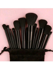 SHEIN 13 PCS MAKEUP BRUSH BLACK - Anwar Store