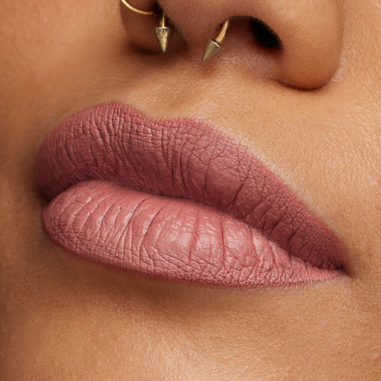 HUDA BEAUTY Wifey Honey Beige Liquid Lipstick 5ML