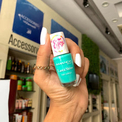 Amanda Aqua 611 Last & Shine Nail polish 12ml - Anwar Store